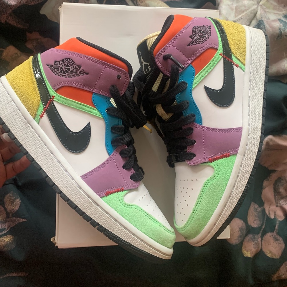 Women air Jordan 1 mid